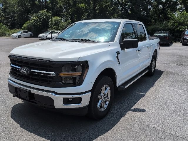 Used 2025 White Ford XLT image 3