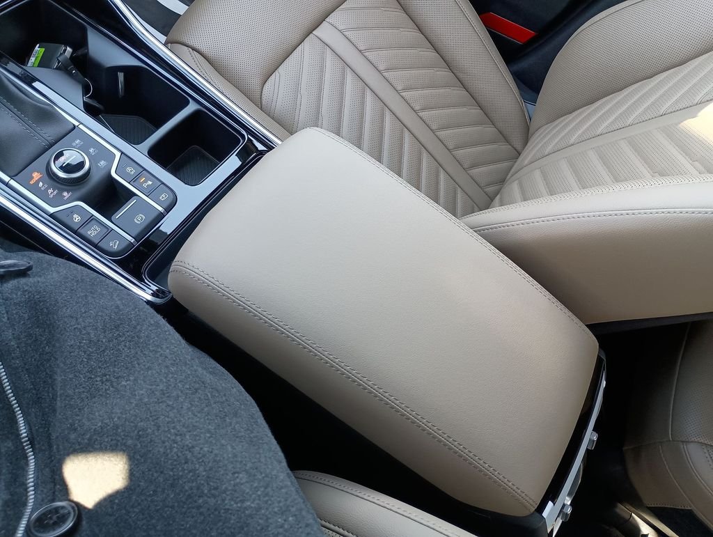 New 2026 Jungle Green Kia X-Line SX Prestige AWD image 27