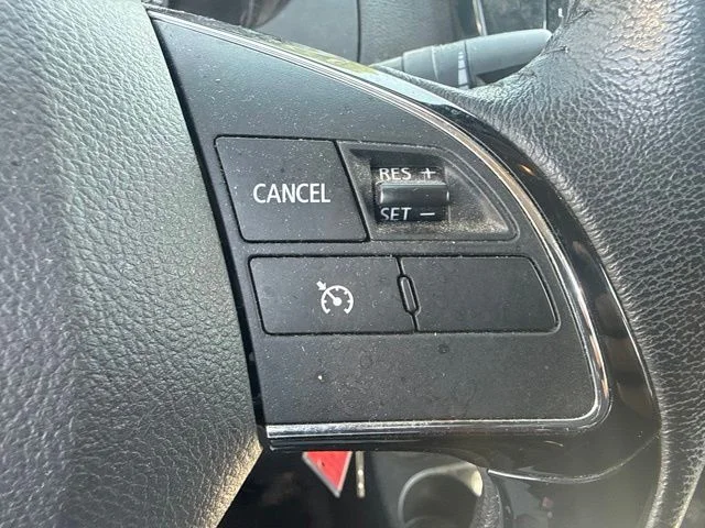 Used 2018 Mercury Gray Mitsubishi ES image 14