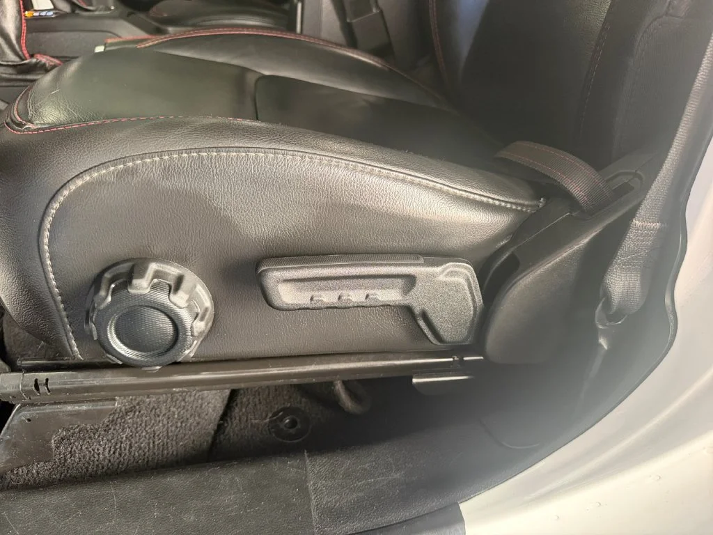 Used 2020 White Jeep Unlimited Rubicon image 30