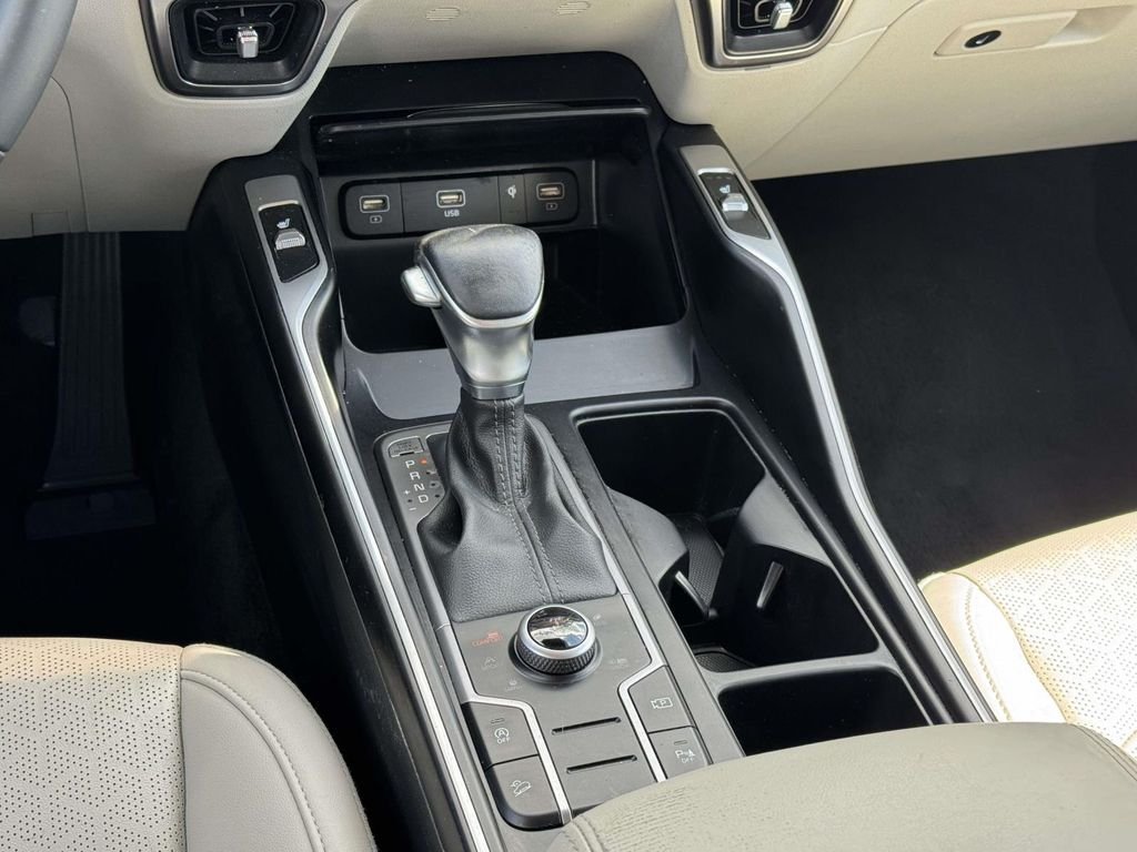 Used 2023 Silver Kia X-Line S image 20