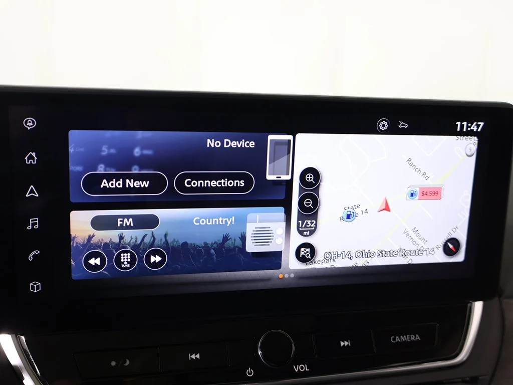 Used 2023 Black Nissan 2.5 SL image 46