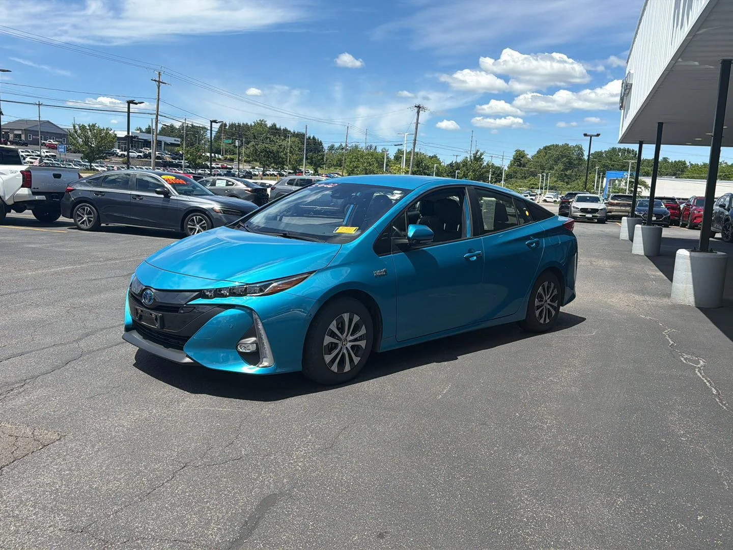 Used 2021 Blue Magnetism Toyota Limited image 3