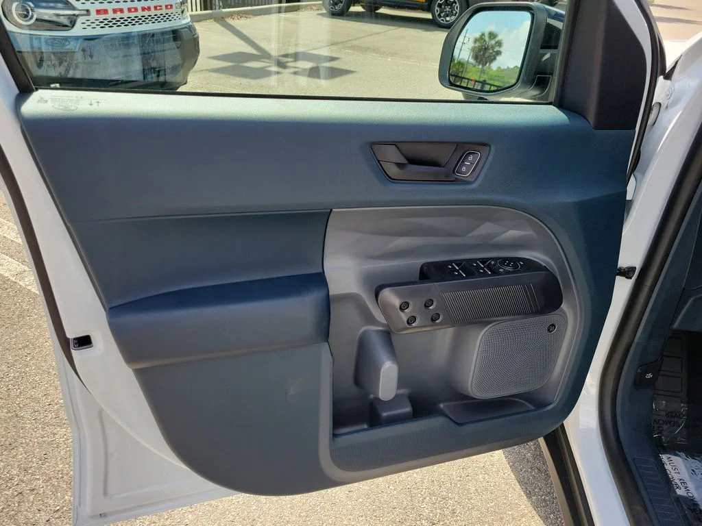 New 2026 Oxford White Ford Lariat® image 13