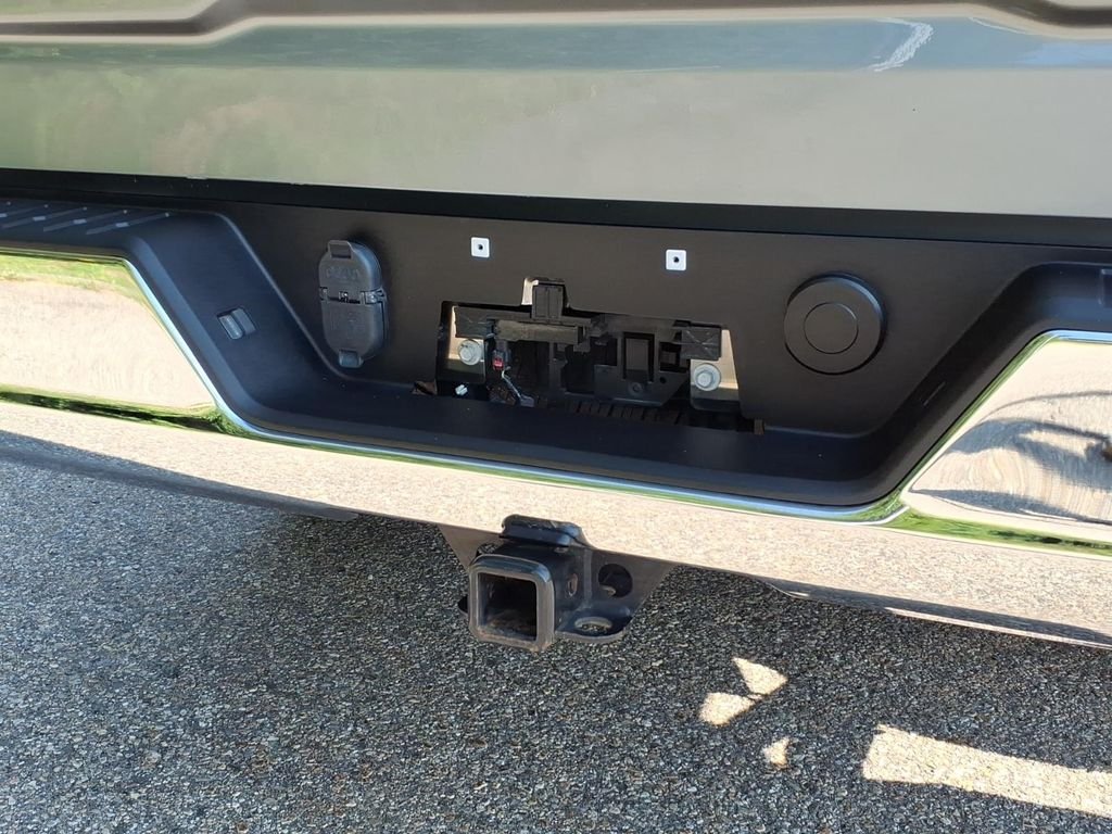 Certified Used 2025 Sterling GMC SLT image 11