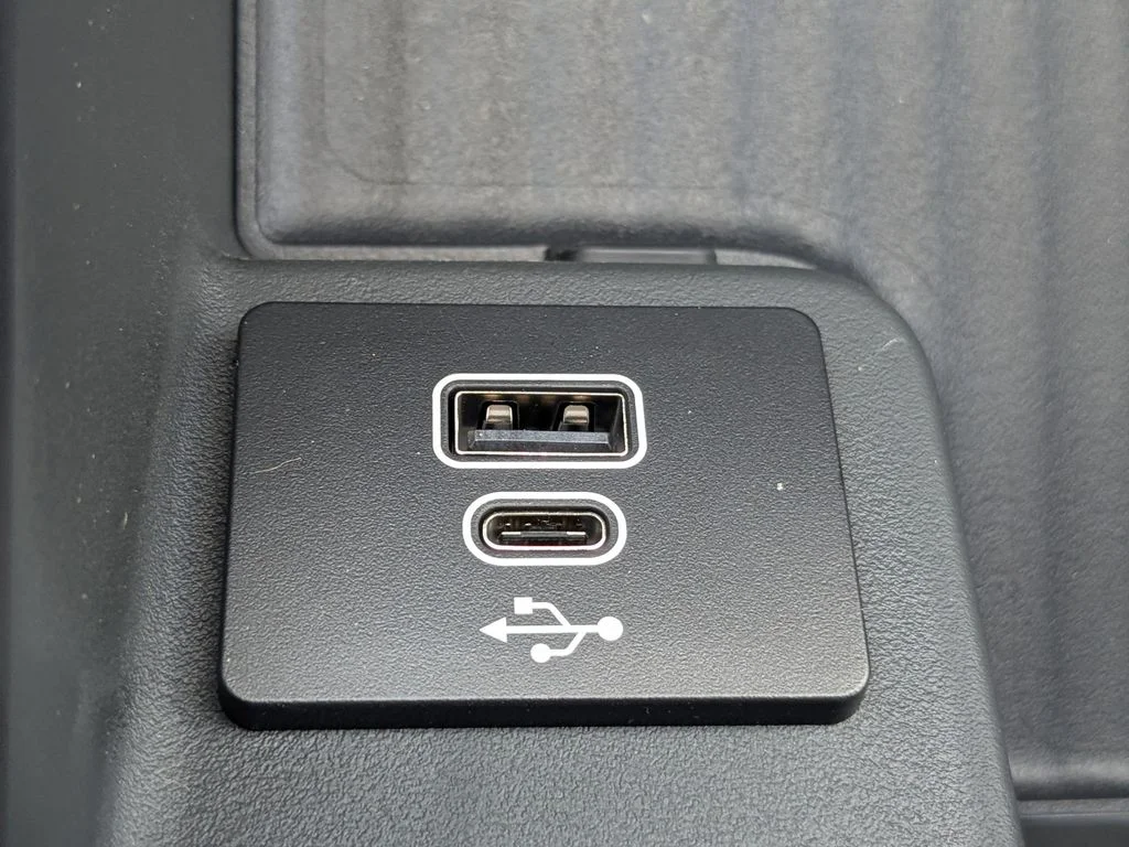 New 2026 Agate Black Metallic Ford Active image 22