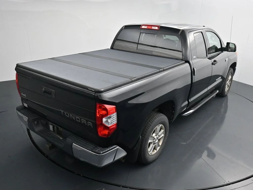 Used 2017 Black Toyota SR5 image 14