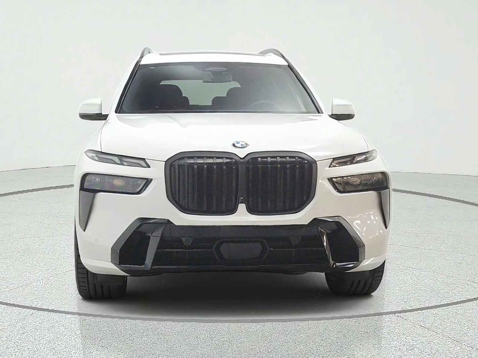 Used 2025 Alpine White BMW xDrive40i image 2