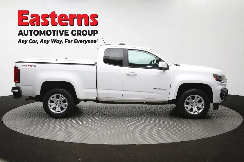 Used 2022 White Chevrolet LT image 48