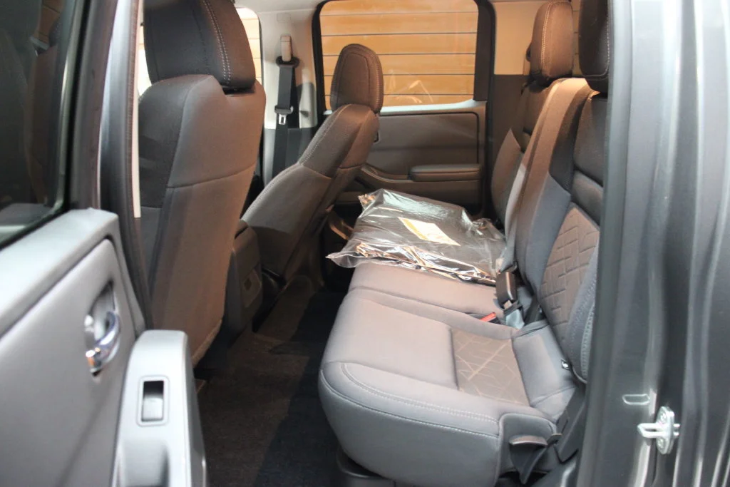 New 2027 Gun Metallic Nissan Crew Cab SV image 11