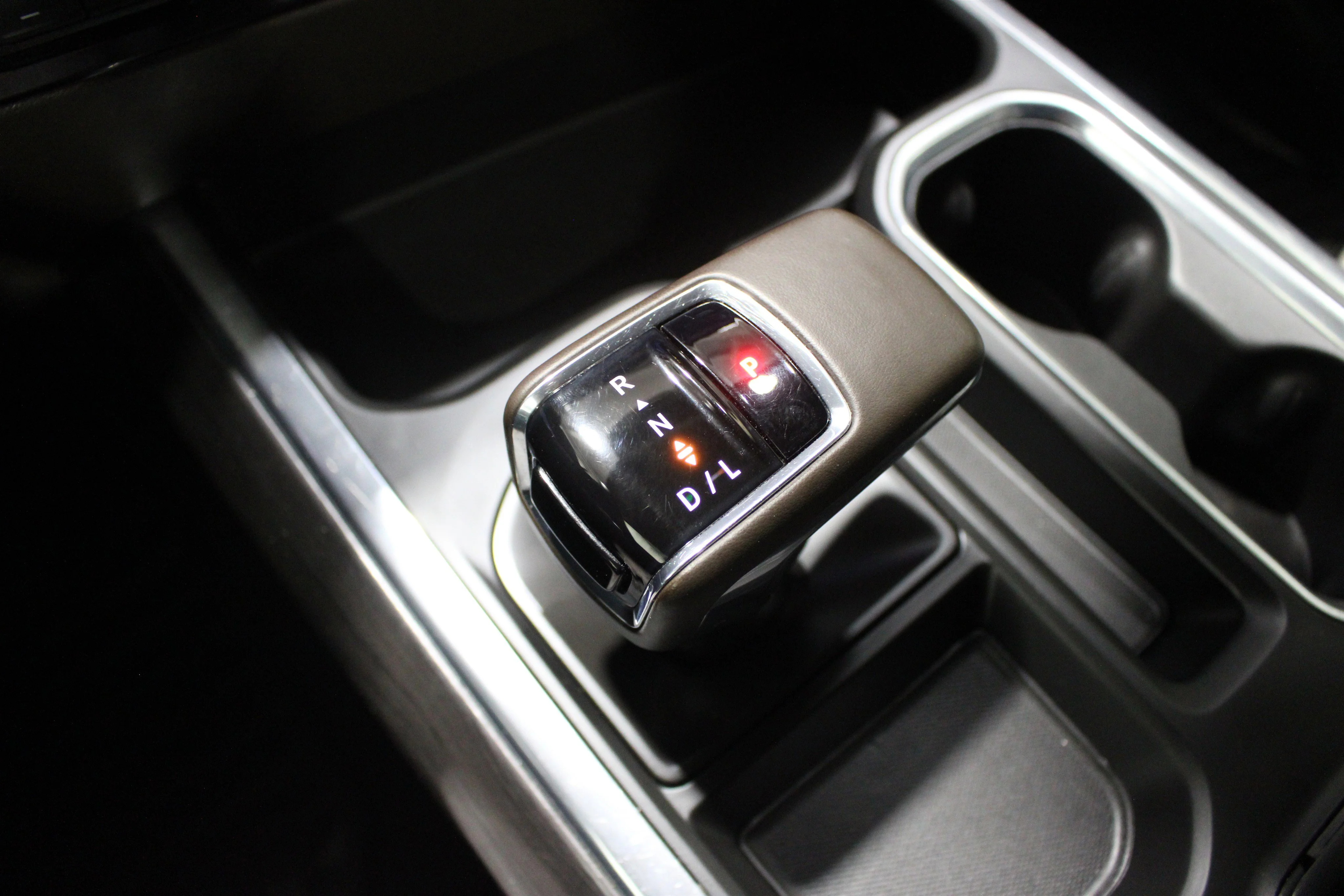 2024 Chevrolet Silverado 1500 LTZ - Photo 19