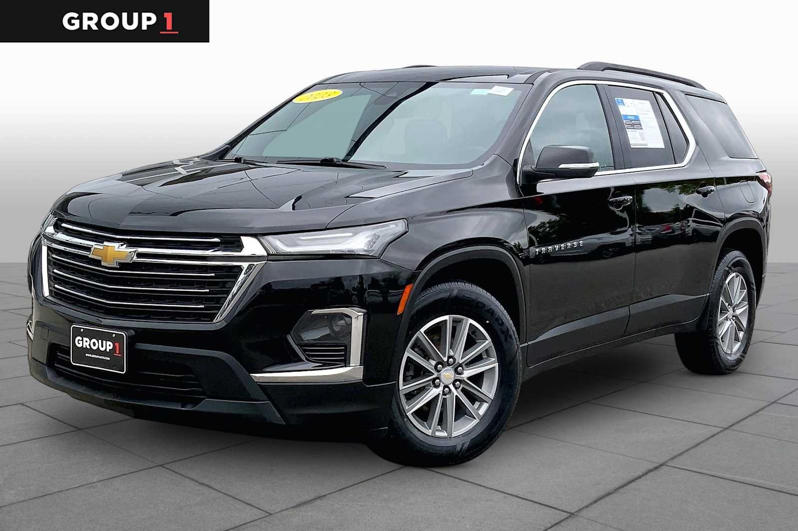 2023 Chevrolet Traverse LT Cloth