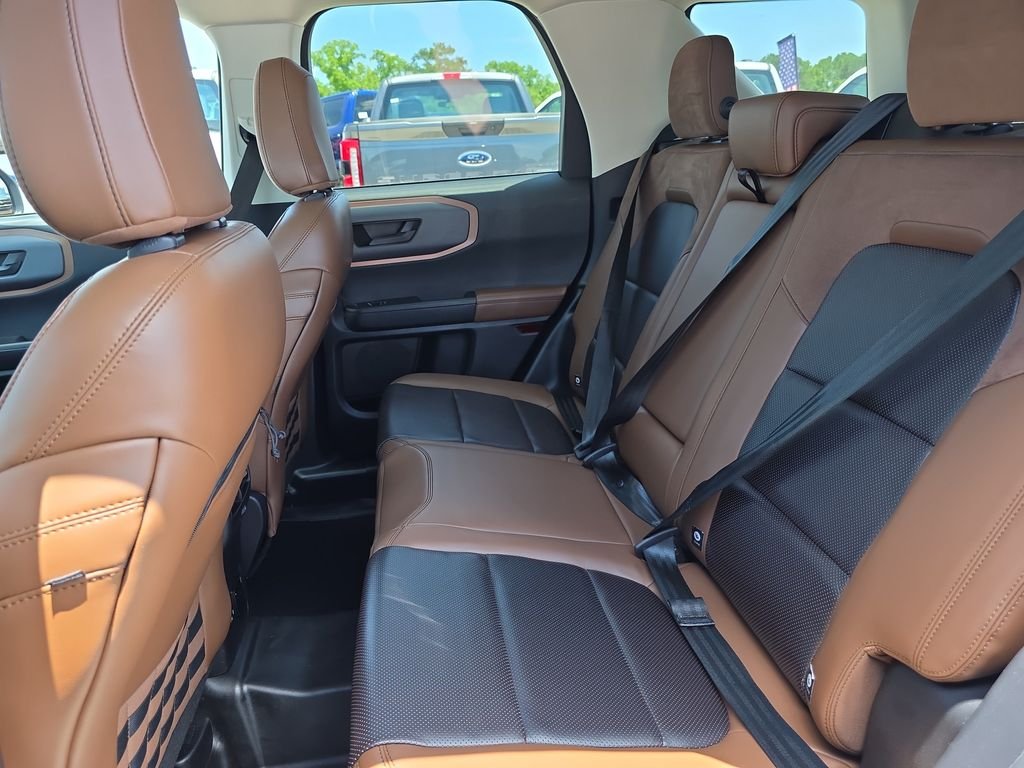 Used 2021 Blue Ford Badlands image 31