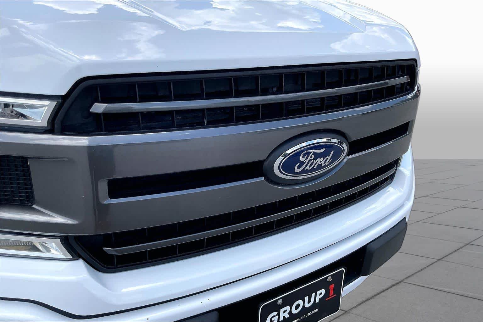 Used 2018 Oxford White Ford XLT image 30