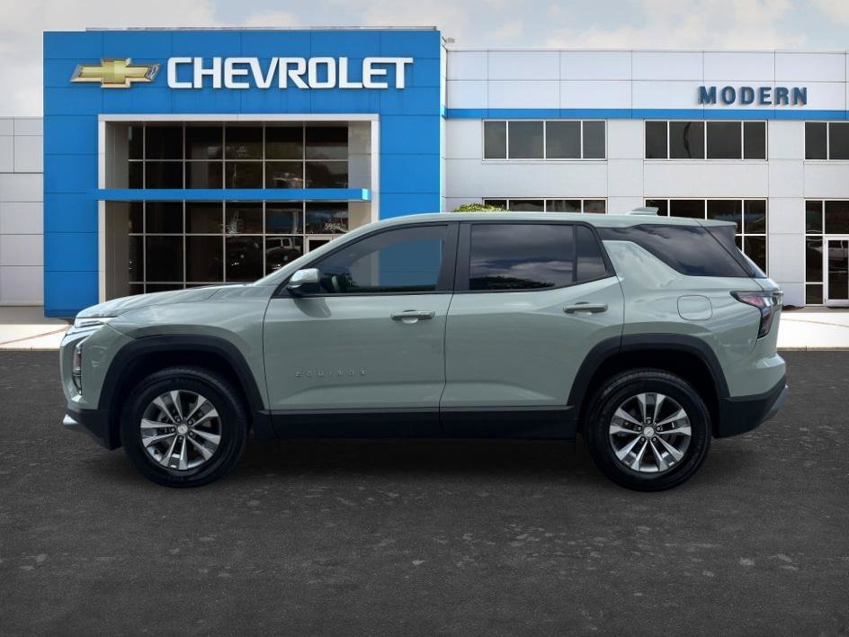Used 2026 Cacti Green Chevrolet FWD LT image 2
