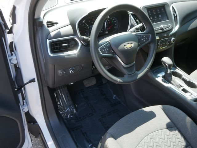 Certified Used 2024 Iridescent Pearl Tricoat Chevrolet LT image 11