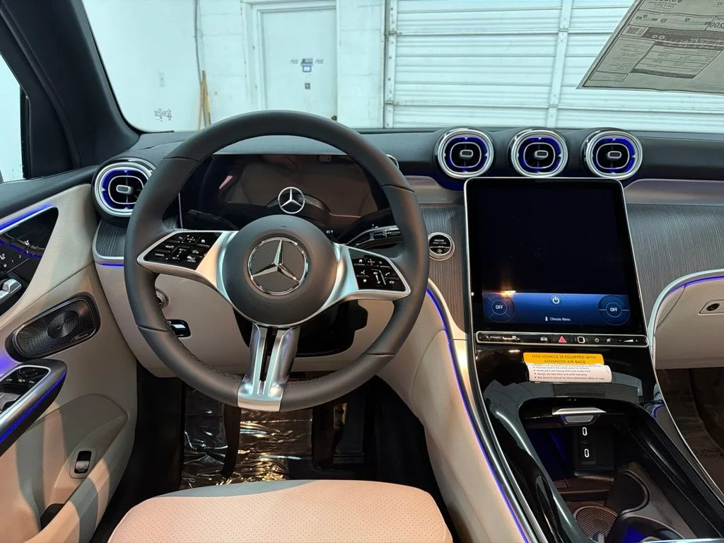 New 2027 Gray Mercedes-Benz GLC 300 image 26