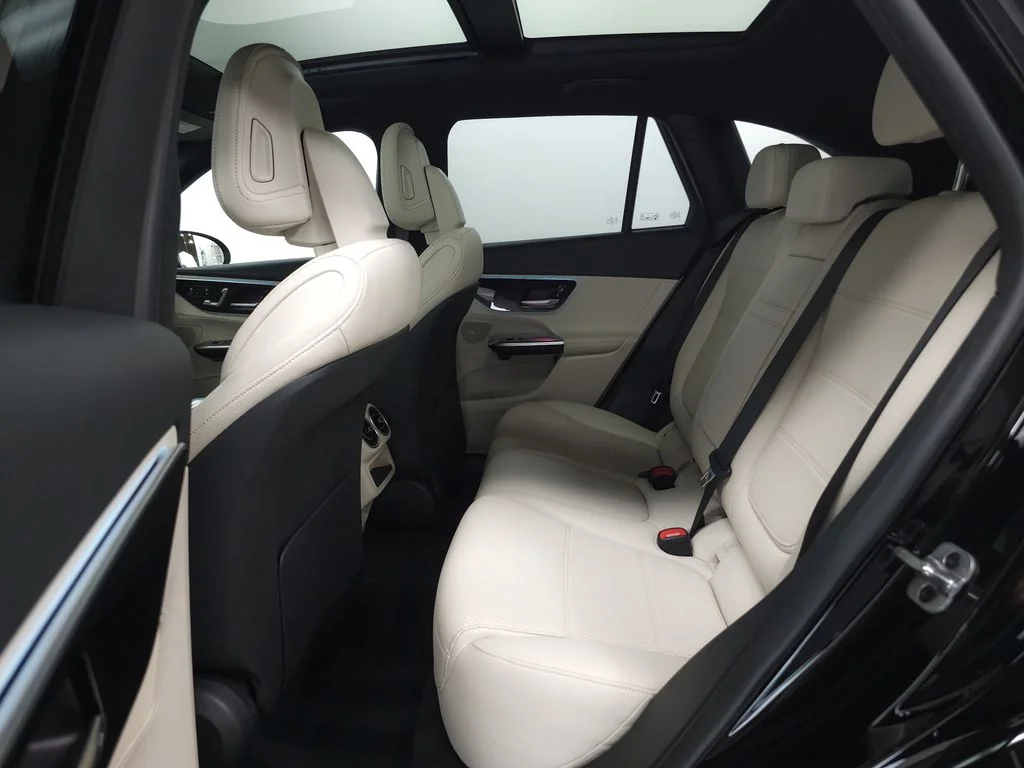 Certified Used 2026 Black Mercedes-Benz GLC 300 image 23