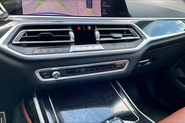 Used 2019 Gray BMW xDrive40i image 24
