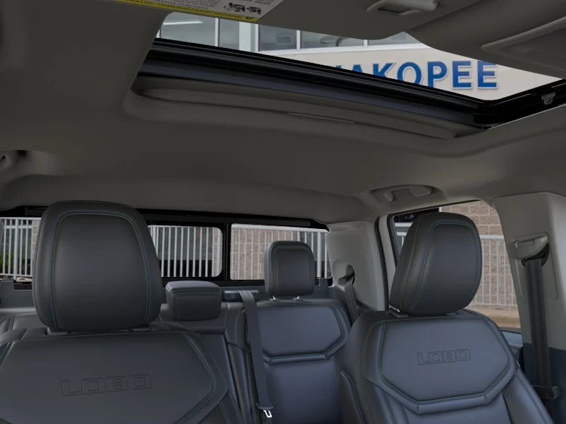 New 2026 White Ford Lobo High image 36