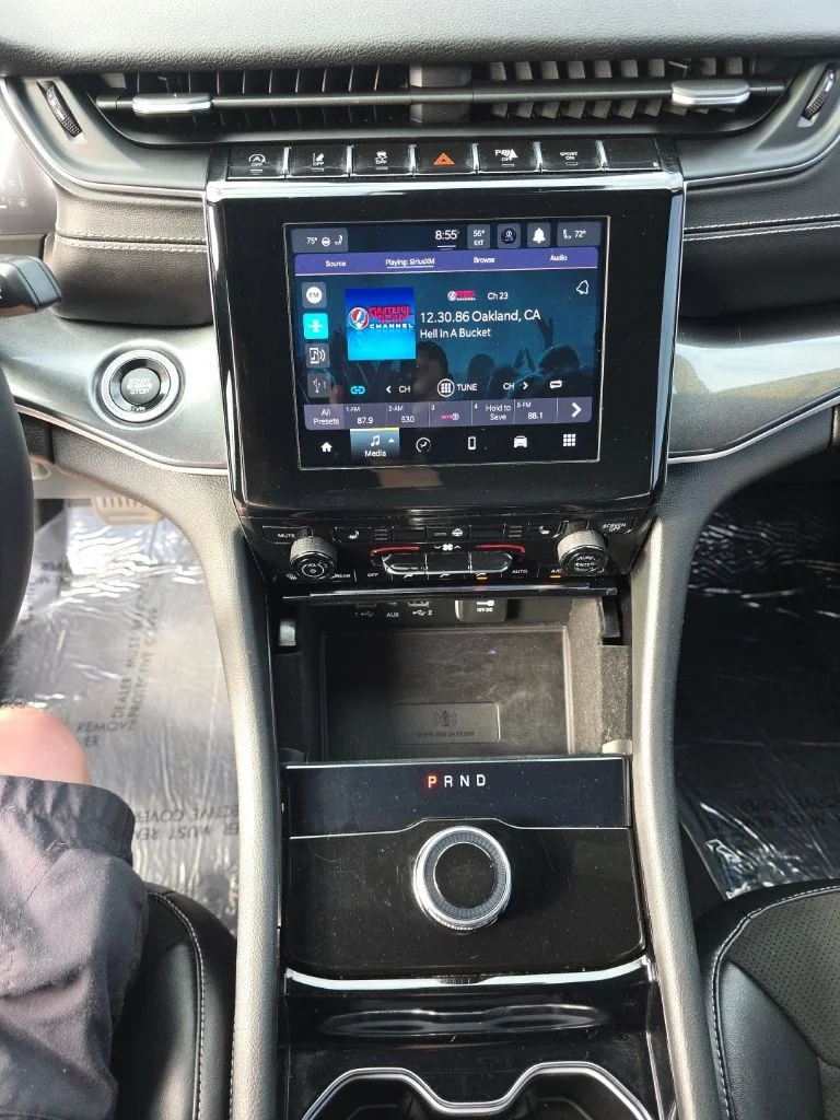 Certified Used 2021 Silver Jeep Altitude image 16