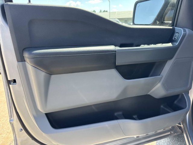 Used 2023 Silver Ford XLT image 44