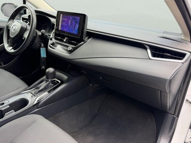Used 2024 White Toyota LE image 18