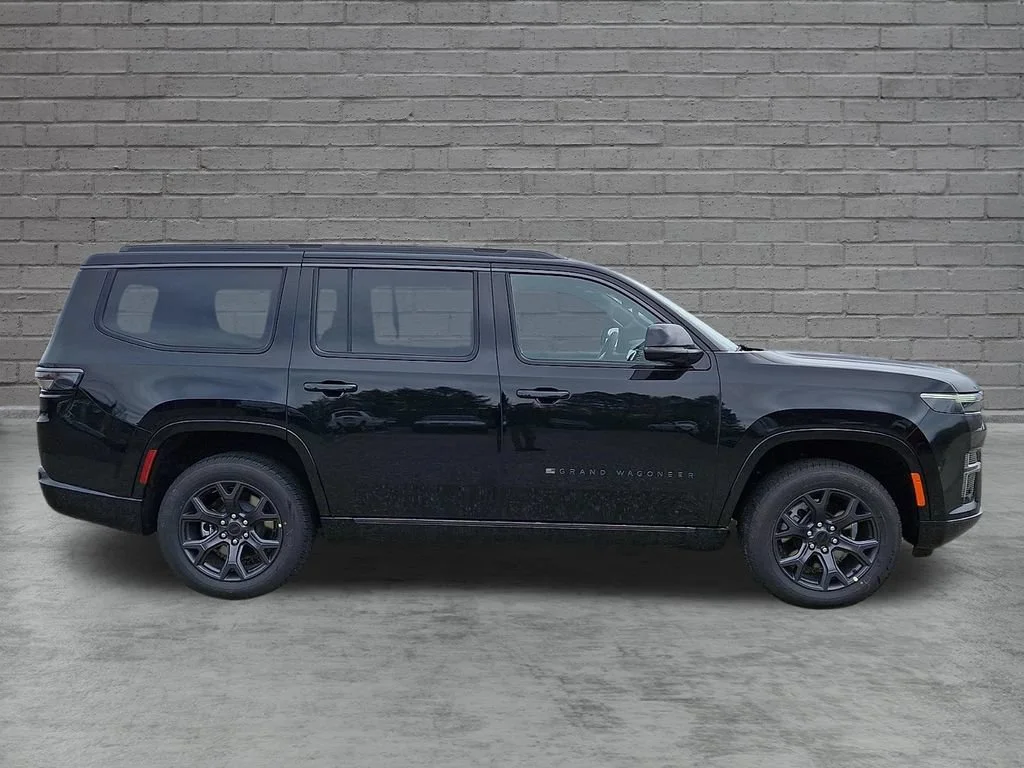 New 2026 High Gloss Black Jeep Limited Altitude image 9