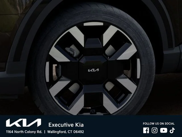 New 2027 Black Kia S image 9