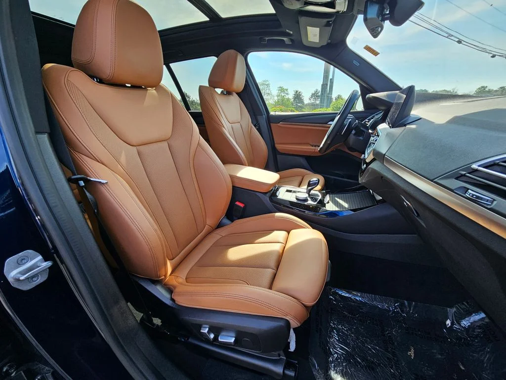 Certified Used 2023 Blue BMW xDrive30i image 16