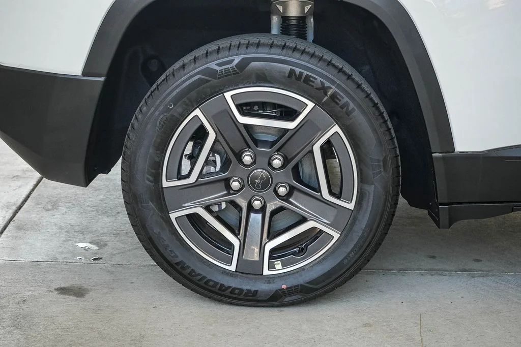 New 2026 Bright White Clearcoat Jeep Laredo image 11