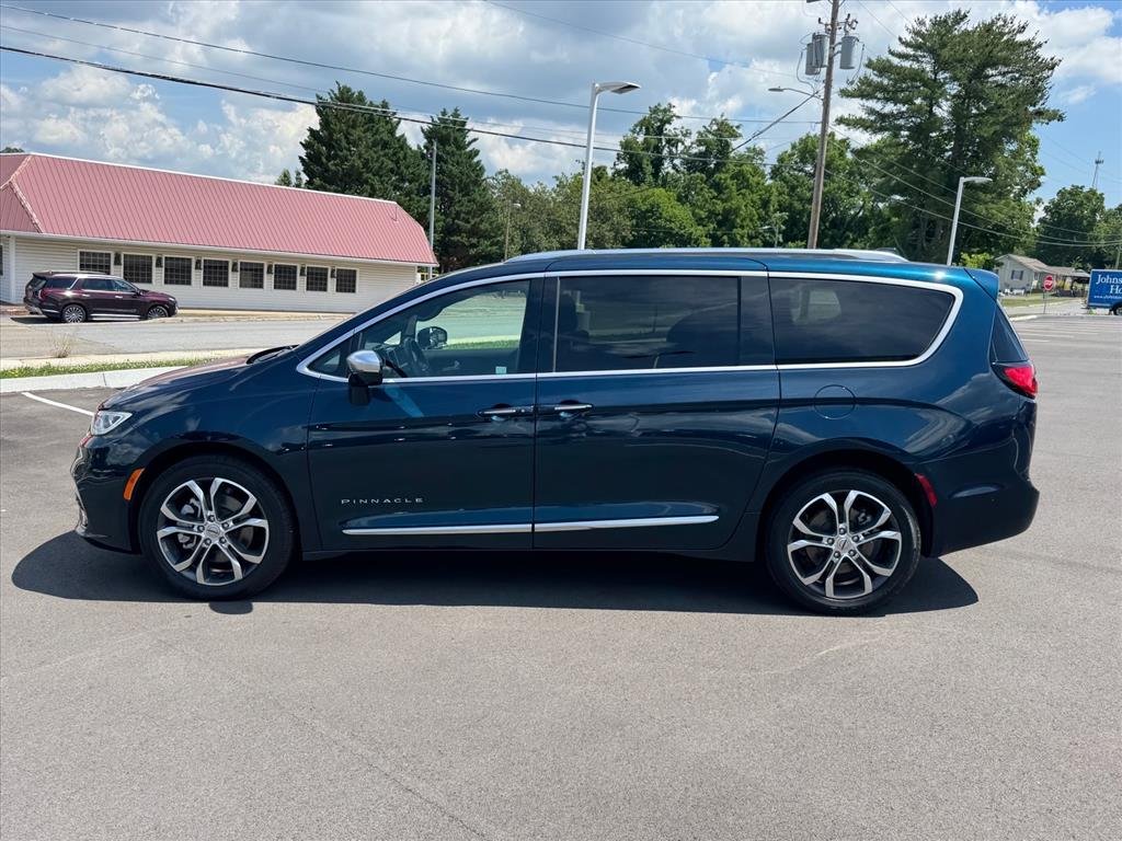 Used 2021 Fathom Blue Pearlcoat Chrysler Pinnacle image 2