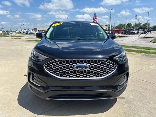 Certified Used 2024 Black Ford SEL image 5