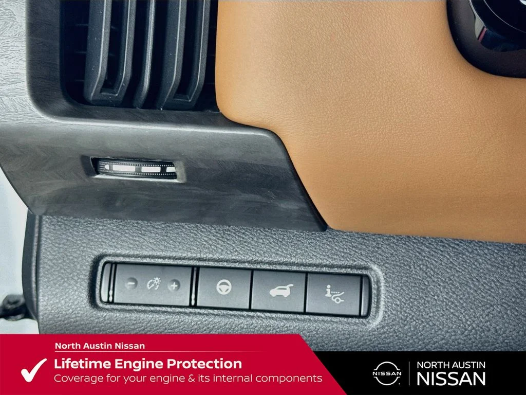 New 2026 White Nissan Platinum image 11