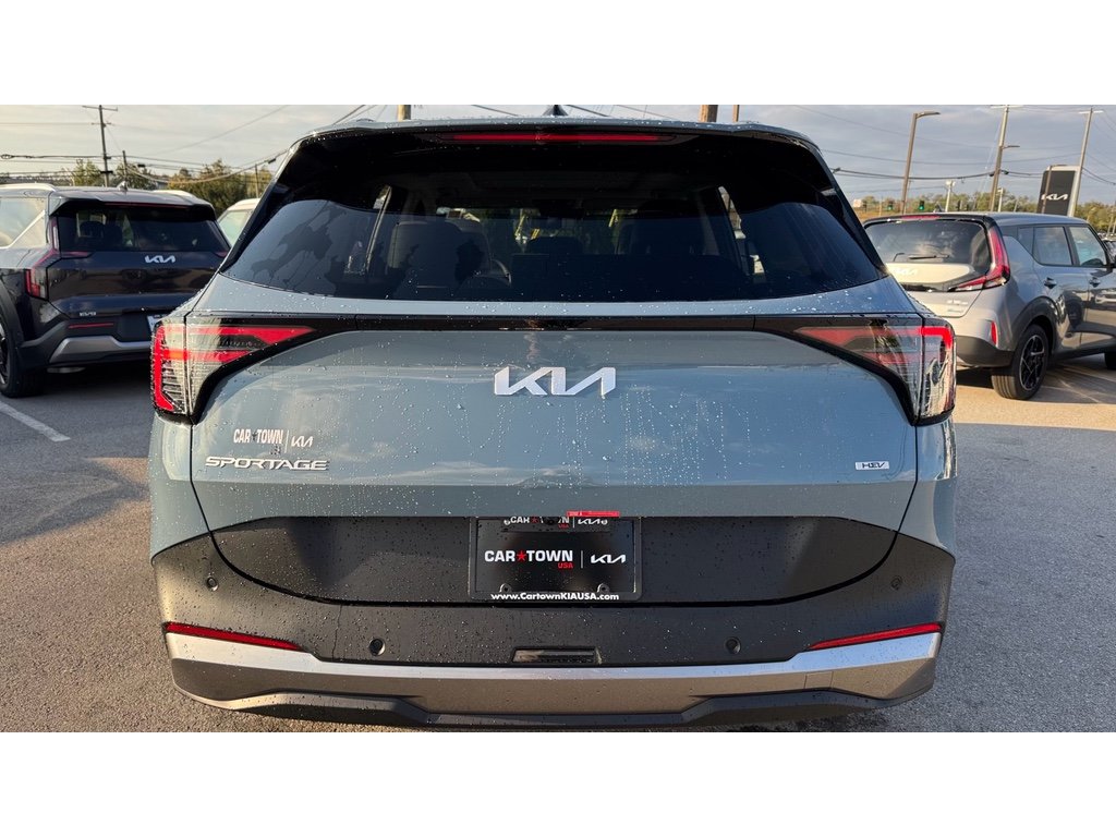 2026 Kia Sportage Hybrid EX photo 3