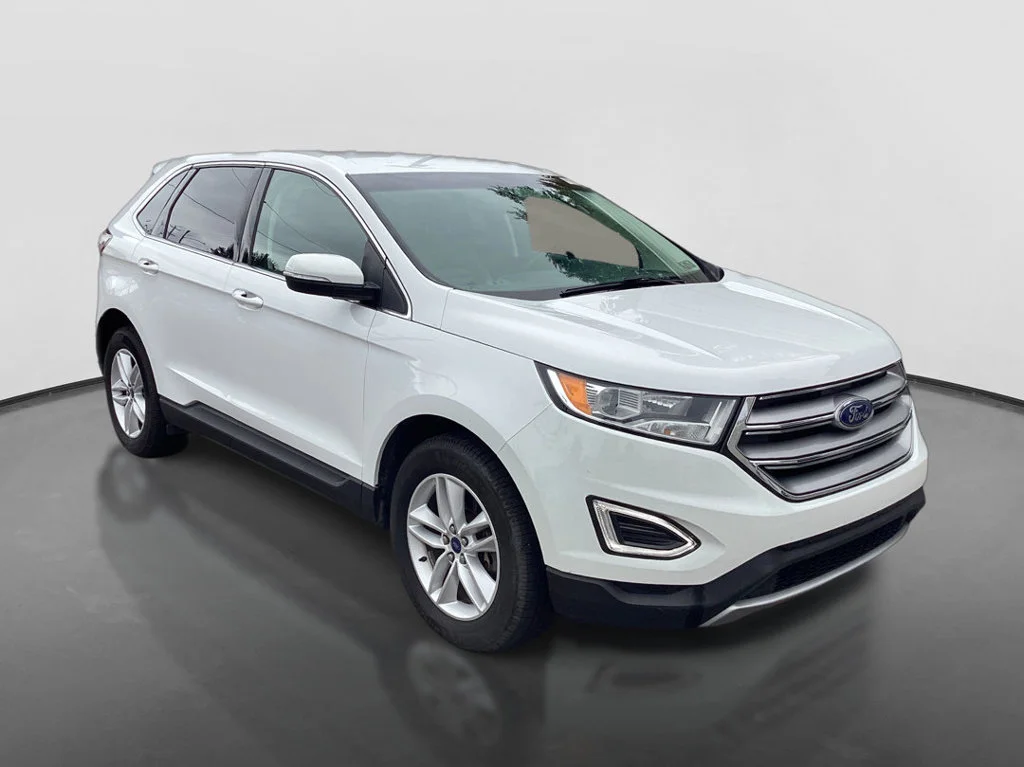 Used 2017 White Ford SEL image 3