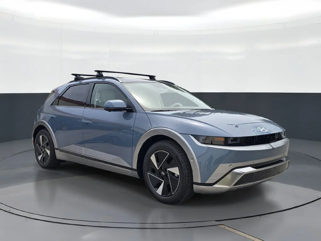 New 2027 Blue Hyundai Limited image 2