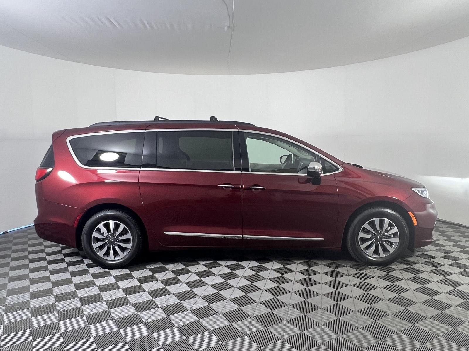 Used 2023 Velvet Red Pearlcoat Chrysler Hybrid Limited image 2