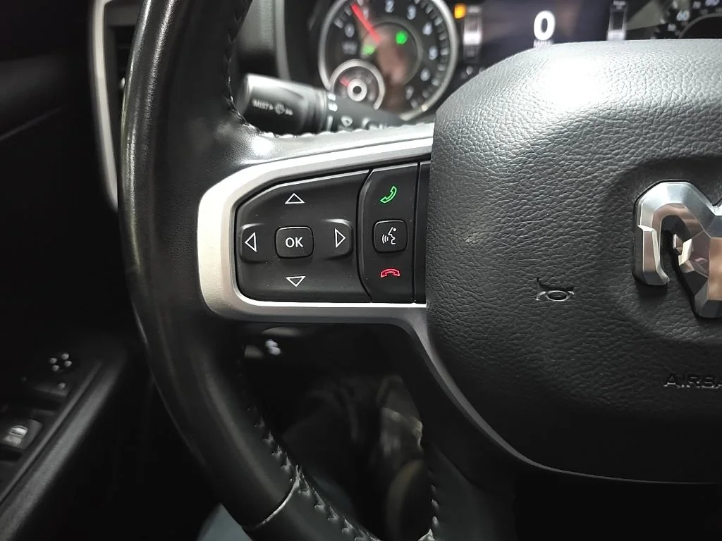 Used 2021 Silver Ram Big Horn/Lone Star image 19