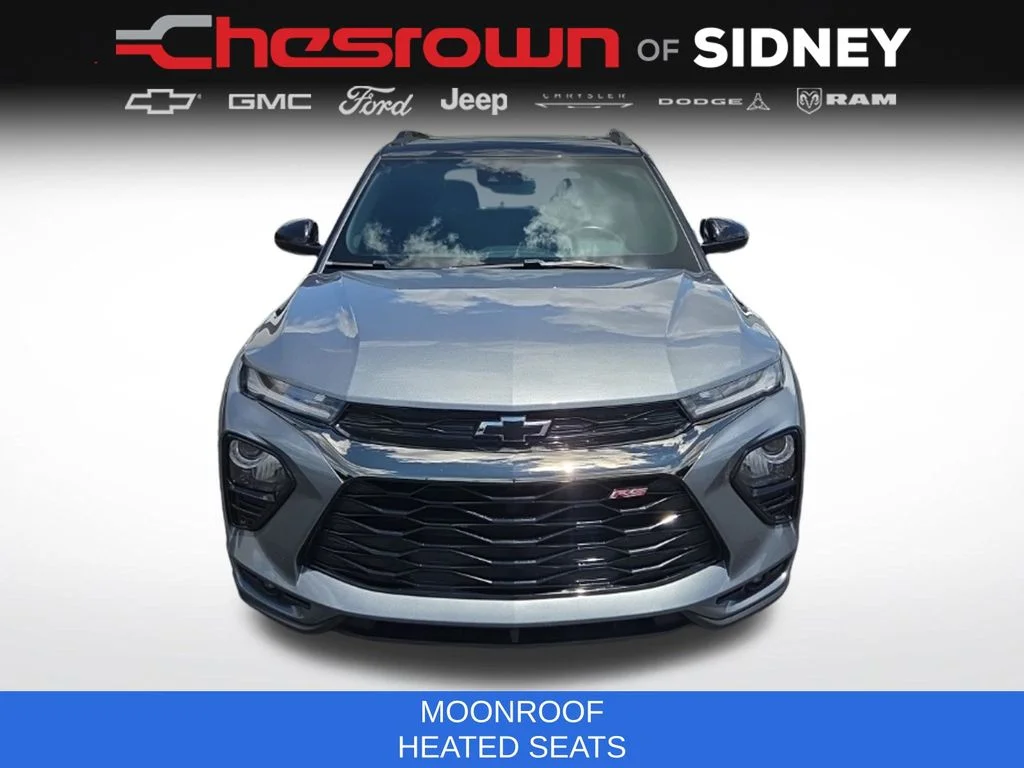 Used 2021 Gray Chevrolet RS image 2