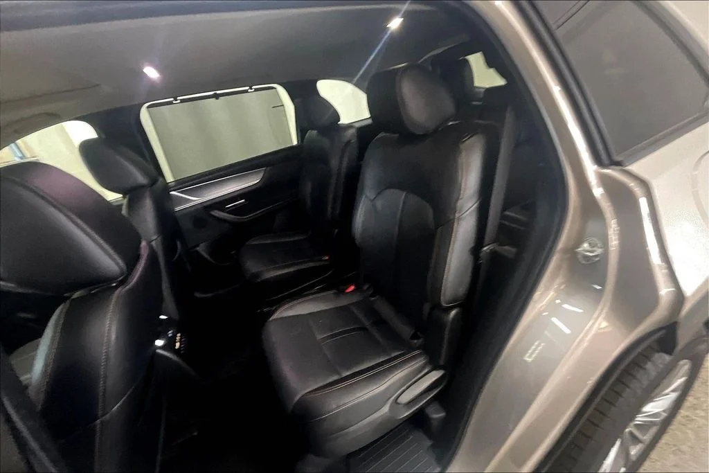 Used 2024 Silver Mazda 3.3 Turbo Preferred Plus image 26