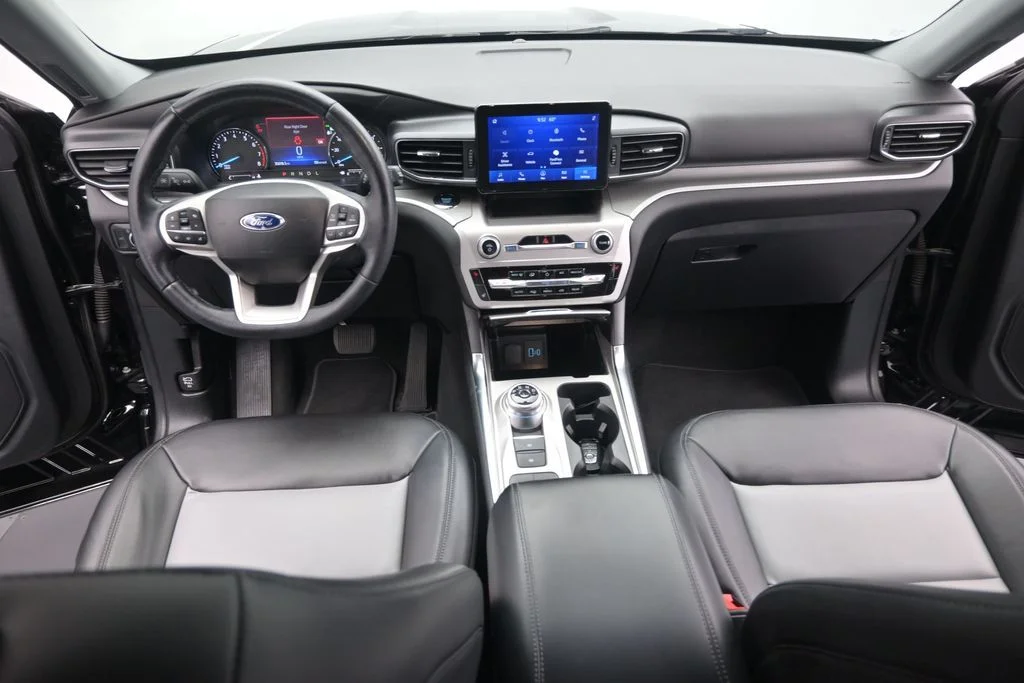 Certified Used 2022 Black Ford XLT image 22