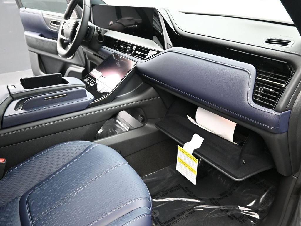 New 2026 2T DYNAMIC META INFINITI Sport 4WD image 18