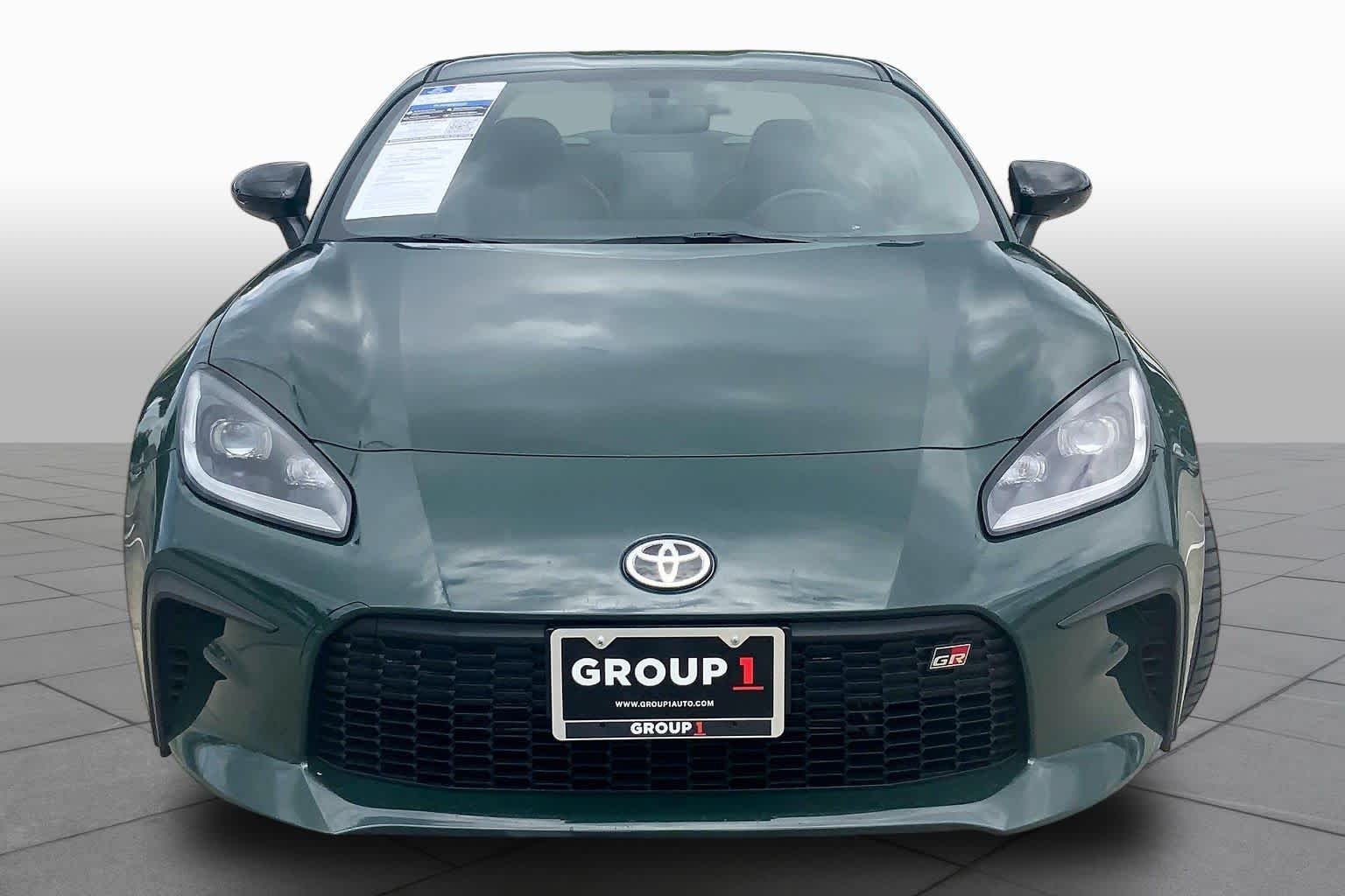 Used 2025 Ridge Green Toyota Hakone Edition image 4
