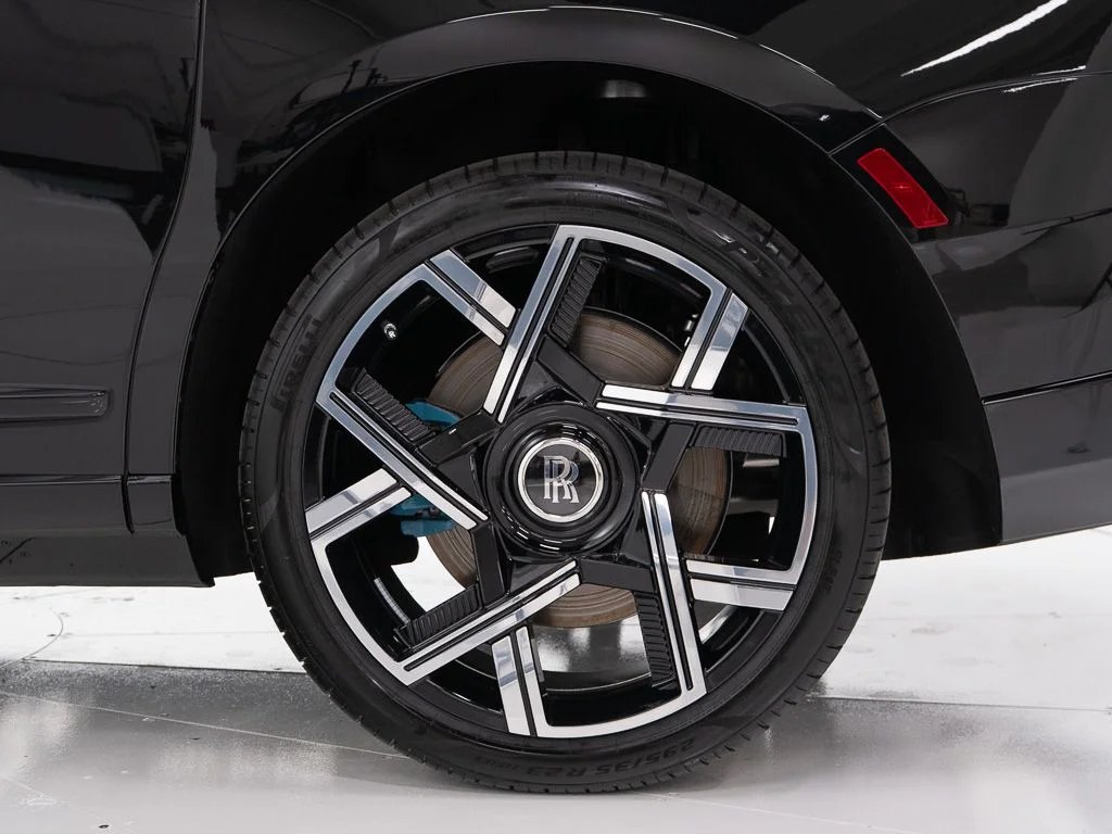 New 2026 Black Diamond Rolls-Royce  image 56