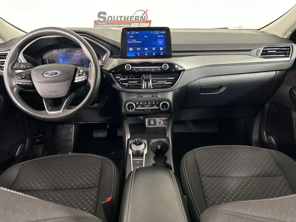 Used 2025 White Ford Active image 17
