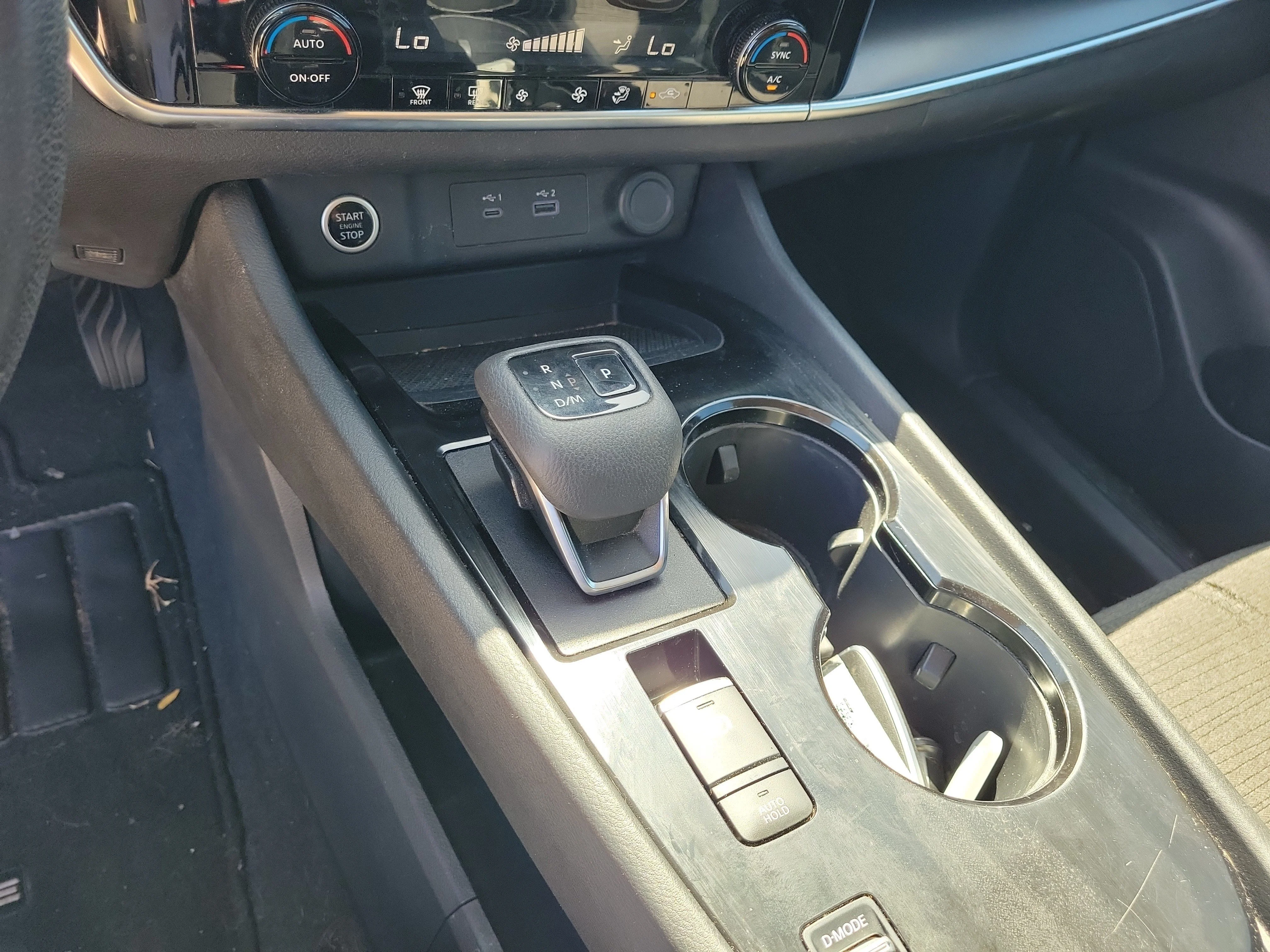 Used 2023 Brilliant Silver Metallic Nissan SV image 27