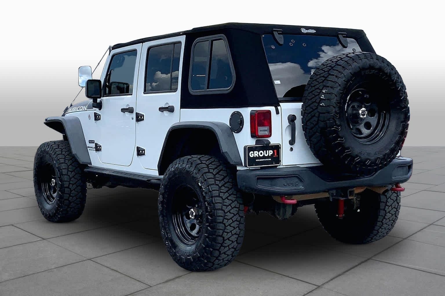 Used 2017 Bright White Clearcoat Jeep Rubicon Recon image 12