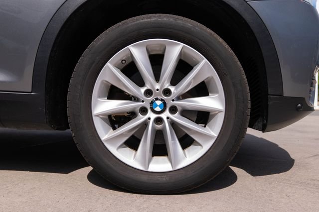 Used 2017 Space Gray Metallic BMW xDrive28i image 11