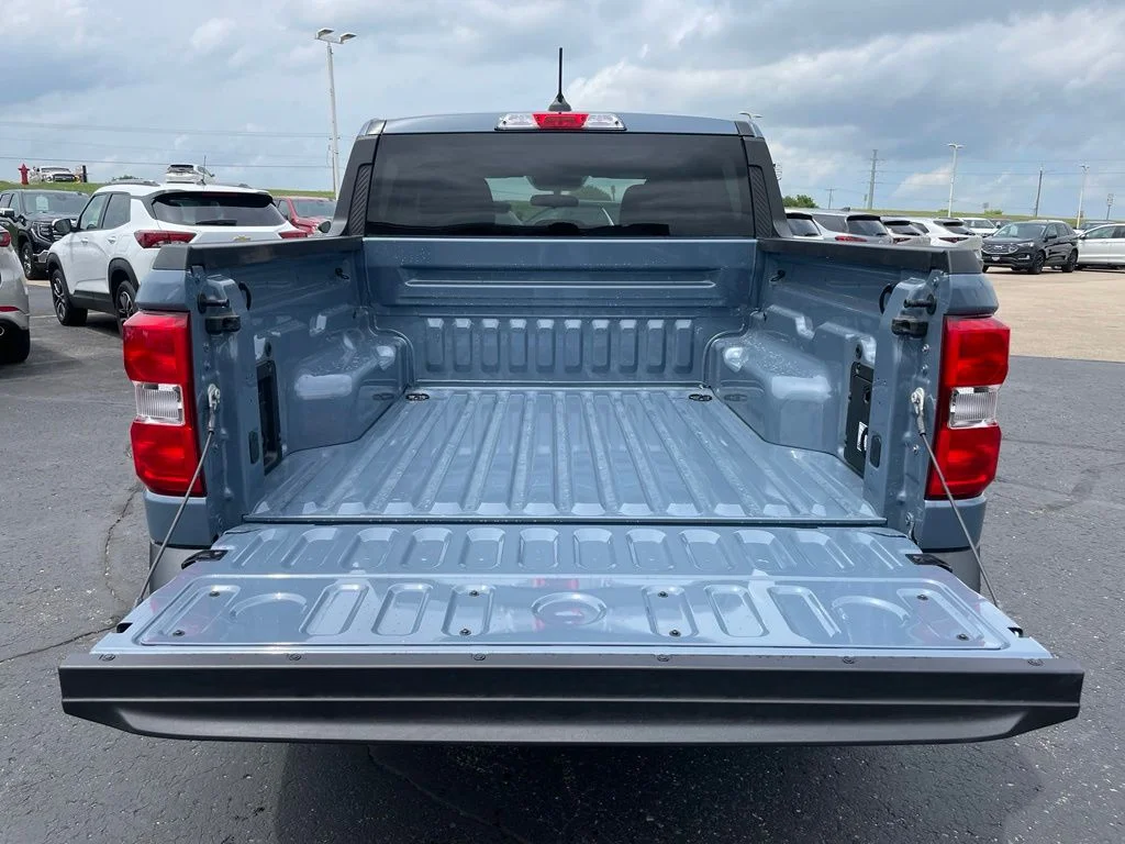 New 2026 Azure Gray Metallic Tri-Coat Ford XLT image 33